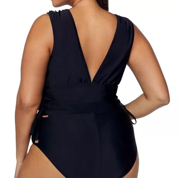 NWT Raisins Curve Size Lusiana One-Piece Swimsuit 18W - Picture 2 of 2